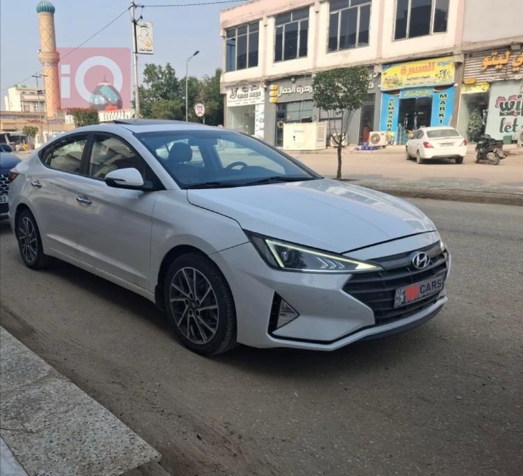 هيونداي النترا